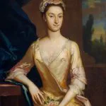 Sarı Elbiseli Hanım