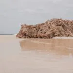 Sığ Suda Kayalık
